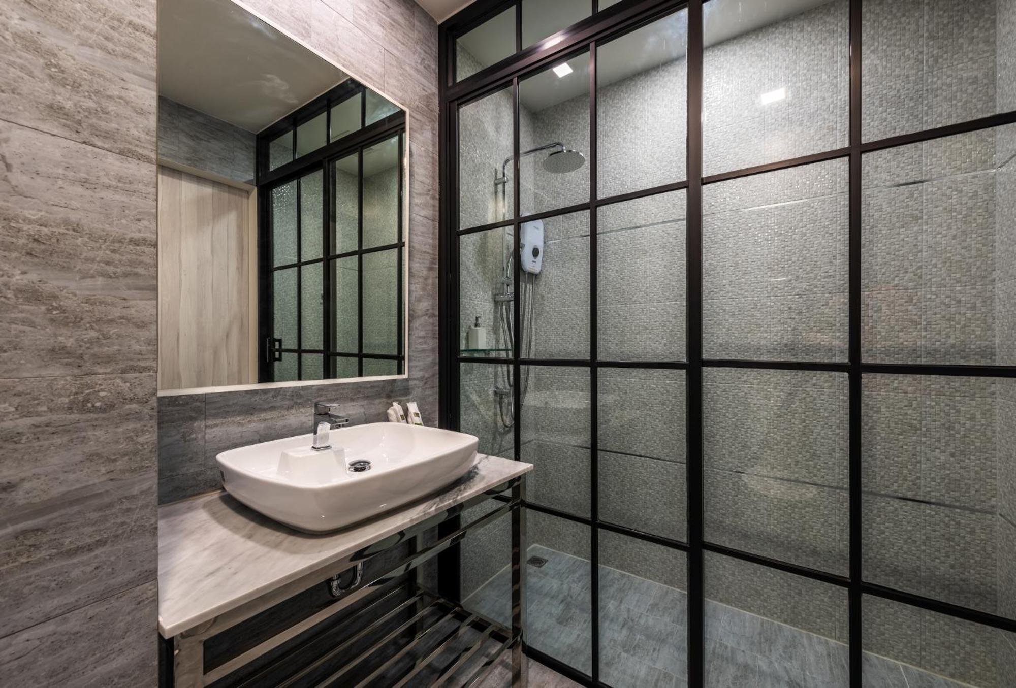 Trex Buriram Boutique Hotel Exterior photo